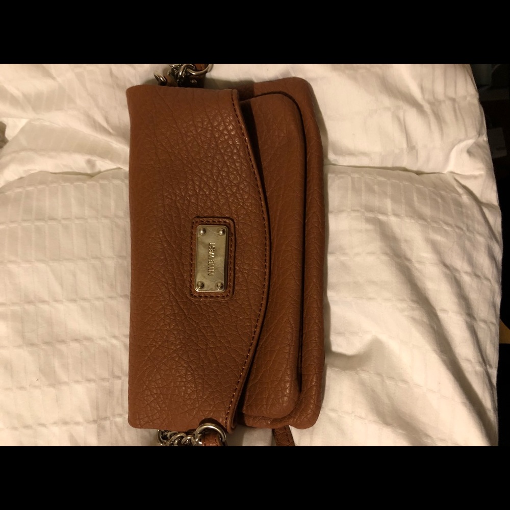 Purse! Super cute lots of compartments